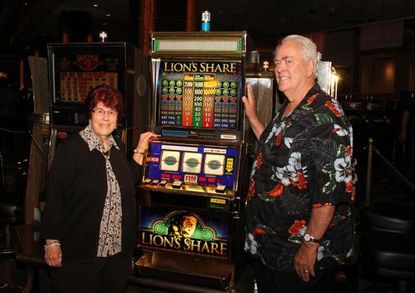 After two decades, a legendary Las Vegas slot machine finally hands over its elusive jackpot