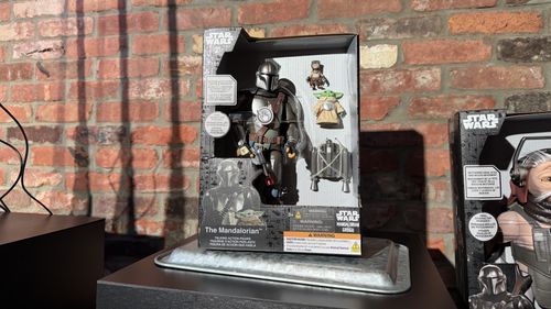The Mandalorian Talking Action Figure &ndash; 10'' &ndash; Star Wars: The Mandalorian and Grogu