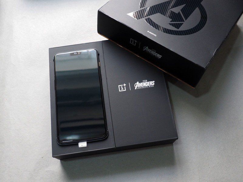 OnePlus 6 Avengers Edition unboxing
