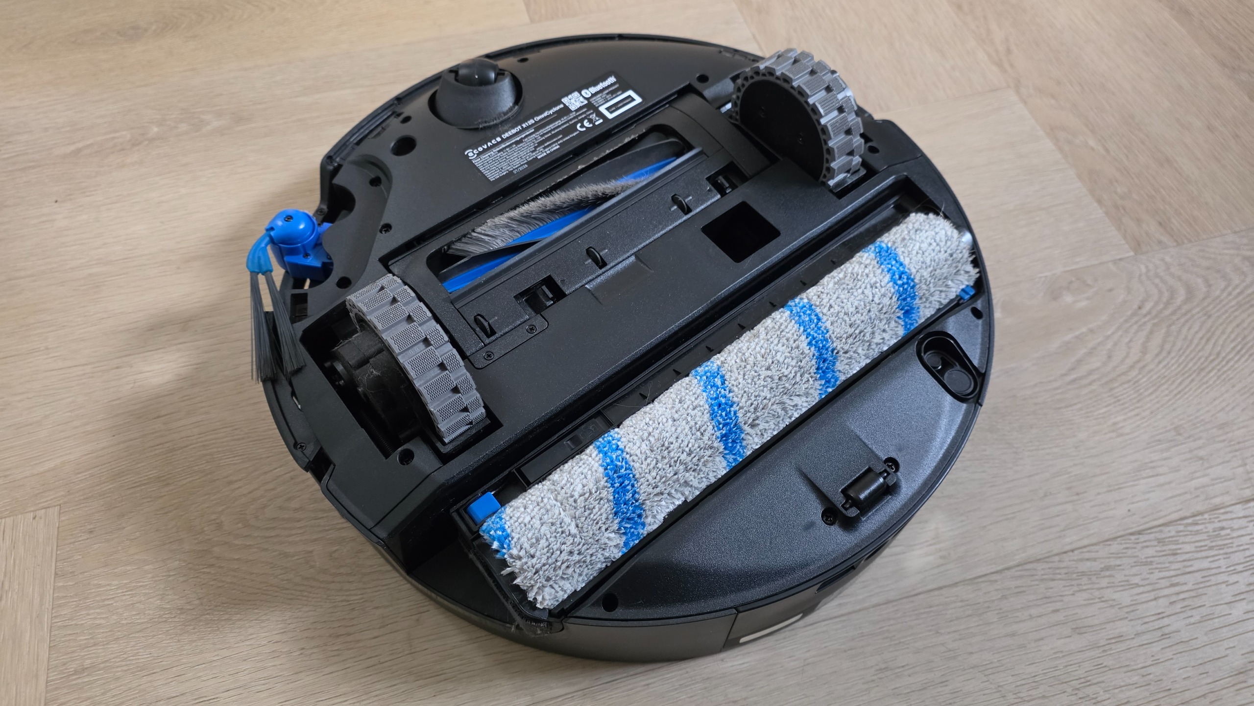 ECOVACS DEEBOT X12S OmniCyclone
