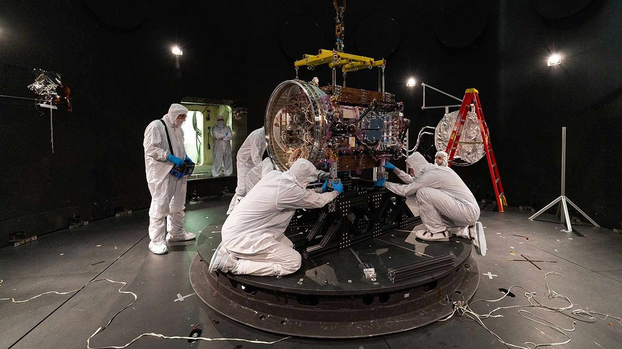 NASA wysłała statek ratunkowy do ratowania teleskopu Swift przed upadkiem