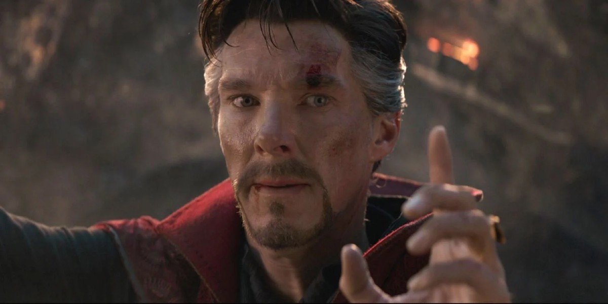 Avengers: Endgame Benedict Cumberbatch preparing to give a signal