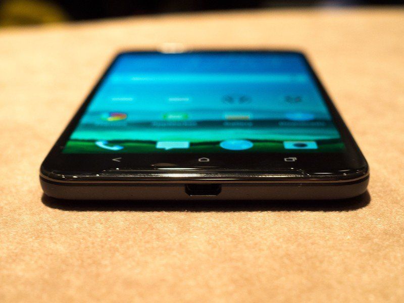 HTC One X9