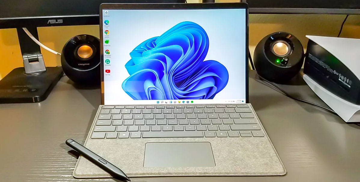 uma foto do Microsoft Surface Pro 8