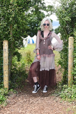 GLASTONBURY, ENGLAND - JUNE 24: Portia Freeman at Glastonbury Festival 2016 at Glastonbury Festival Site on June 24, 2016 in Glastonbury, England. (Photo by Tabatha Fireman/Getty Images)