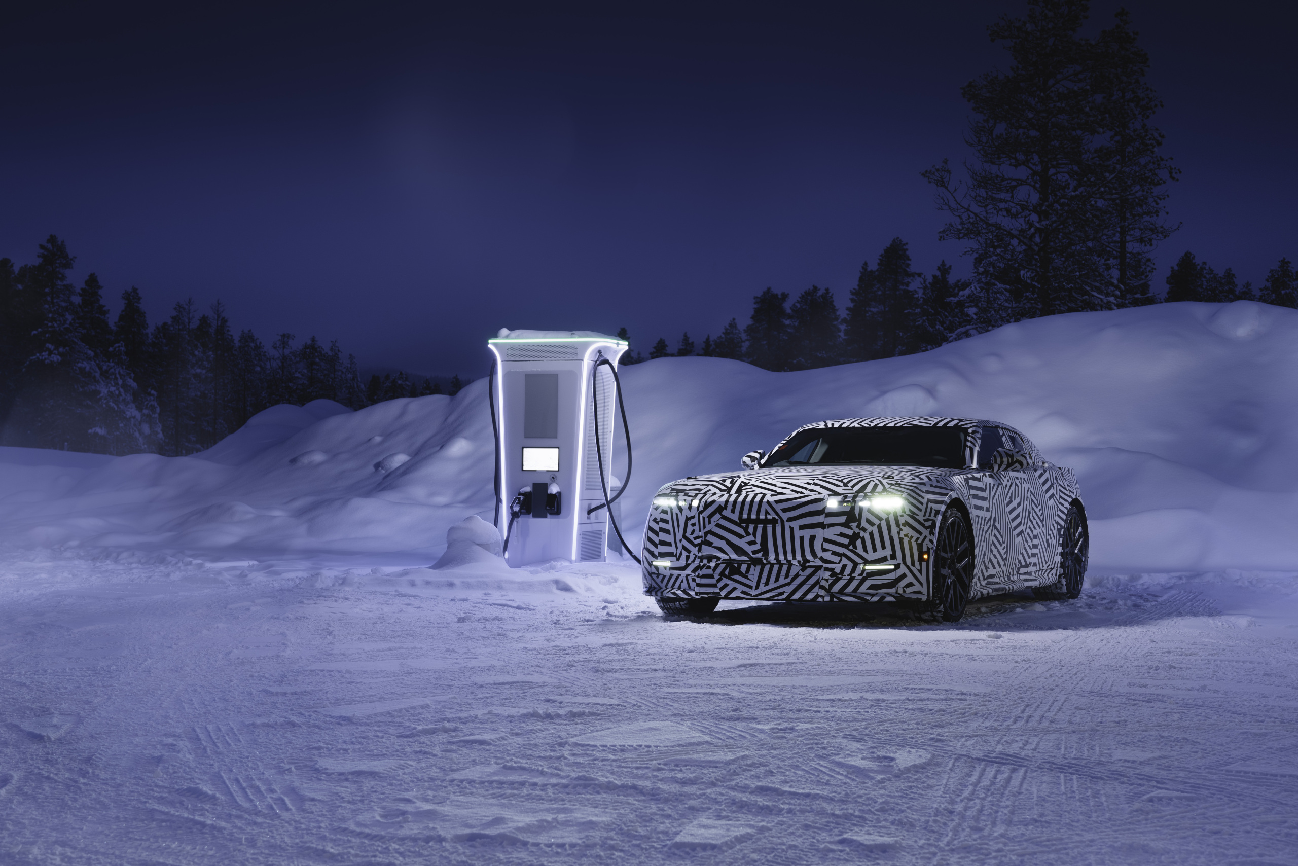 A Type 01 prototype undergoes cold weather testing earlier in 2026