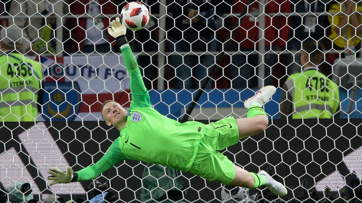 England’s goalkeeper dilemma: should Jordan Pickford be No.1 for Euro ...