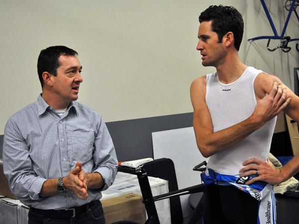 Chris Boardman, left, and Rory Sutherland discuss the afternoon's upcoming wind tunnel sessions.