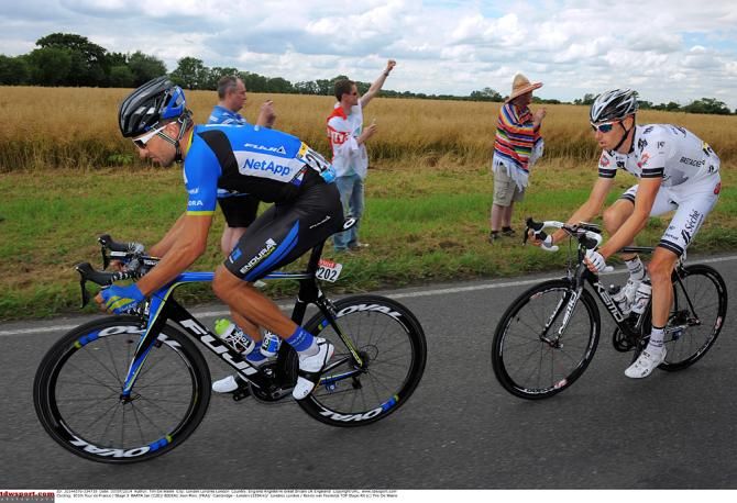 Jan Barta (NetApp-Endura) leads breakaway companion Jean-Marie Bideau (Bretagne-S&eacute;ch&eacute; Environnement)