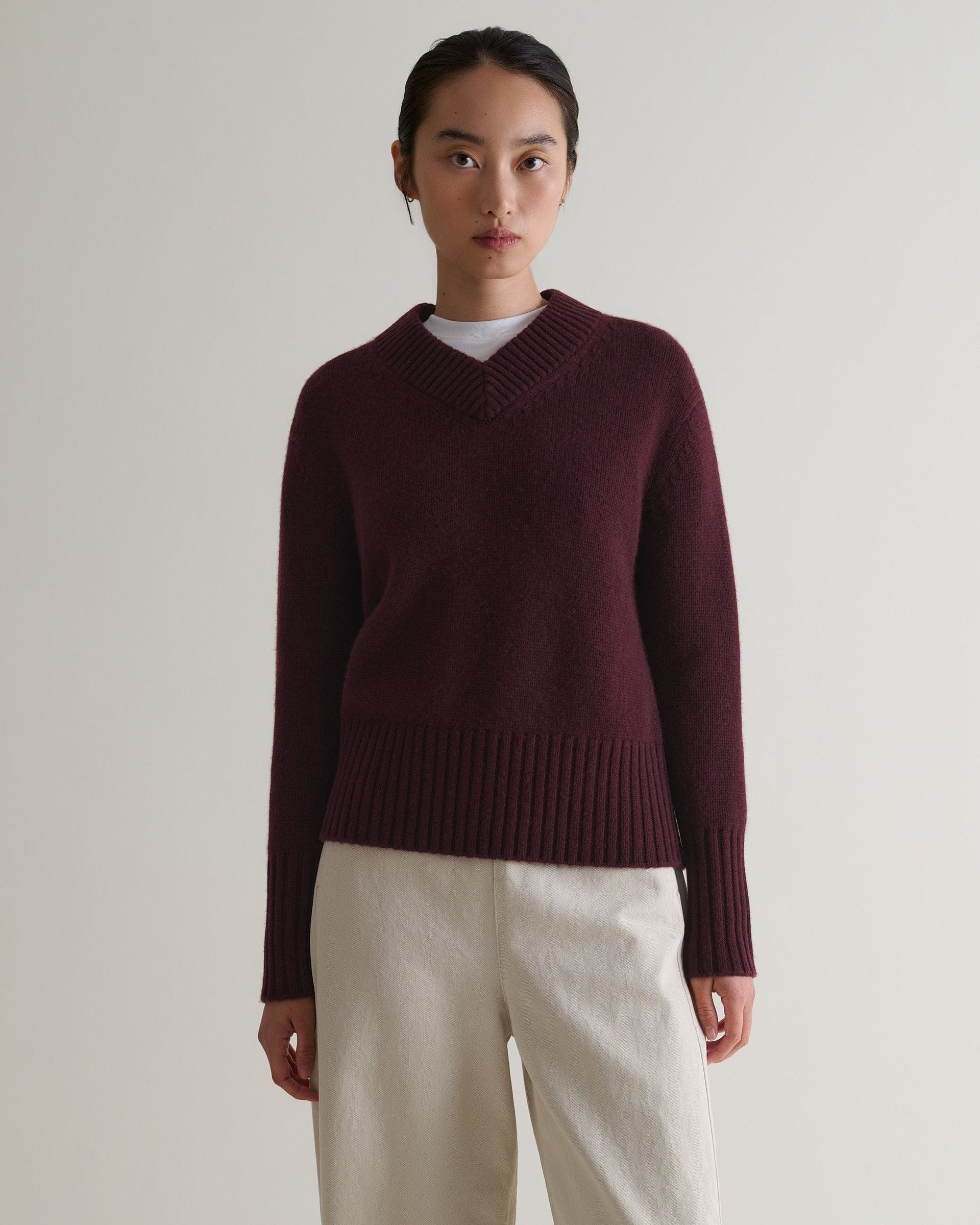 Women's Cashmere Merino V Neck Jumper - Oxblood - Xs / Oxblood