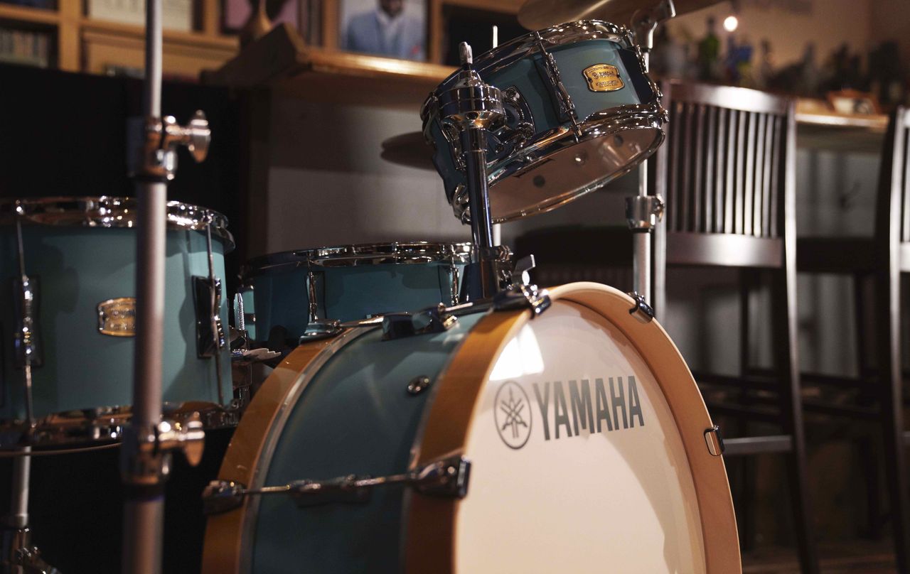 Yamaha's new Yamaha Stage Custom Hip with dual floor tom/snare drum