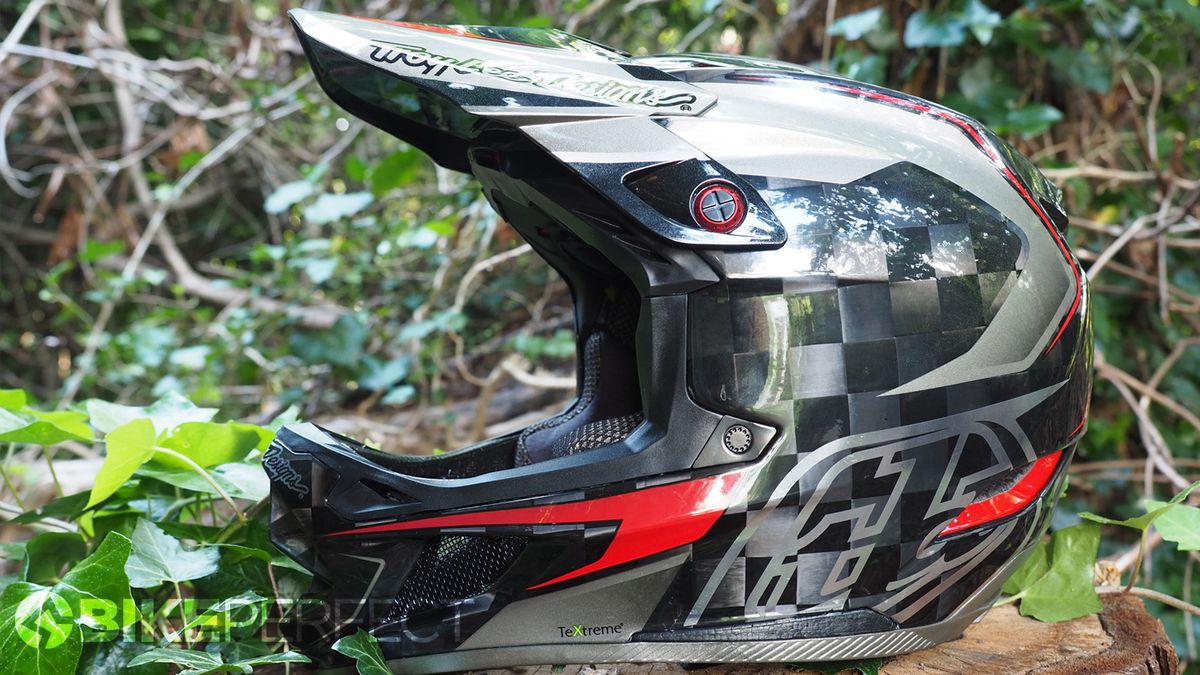 Troy Lee Designs D4 Carbon Helmet