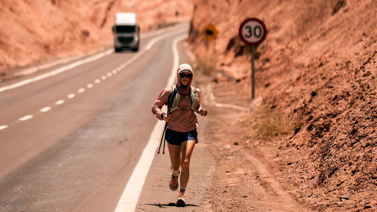 Lucy Scholz running in The Speed Project 2023