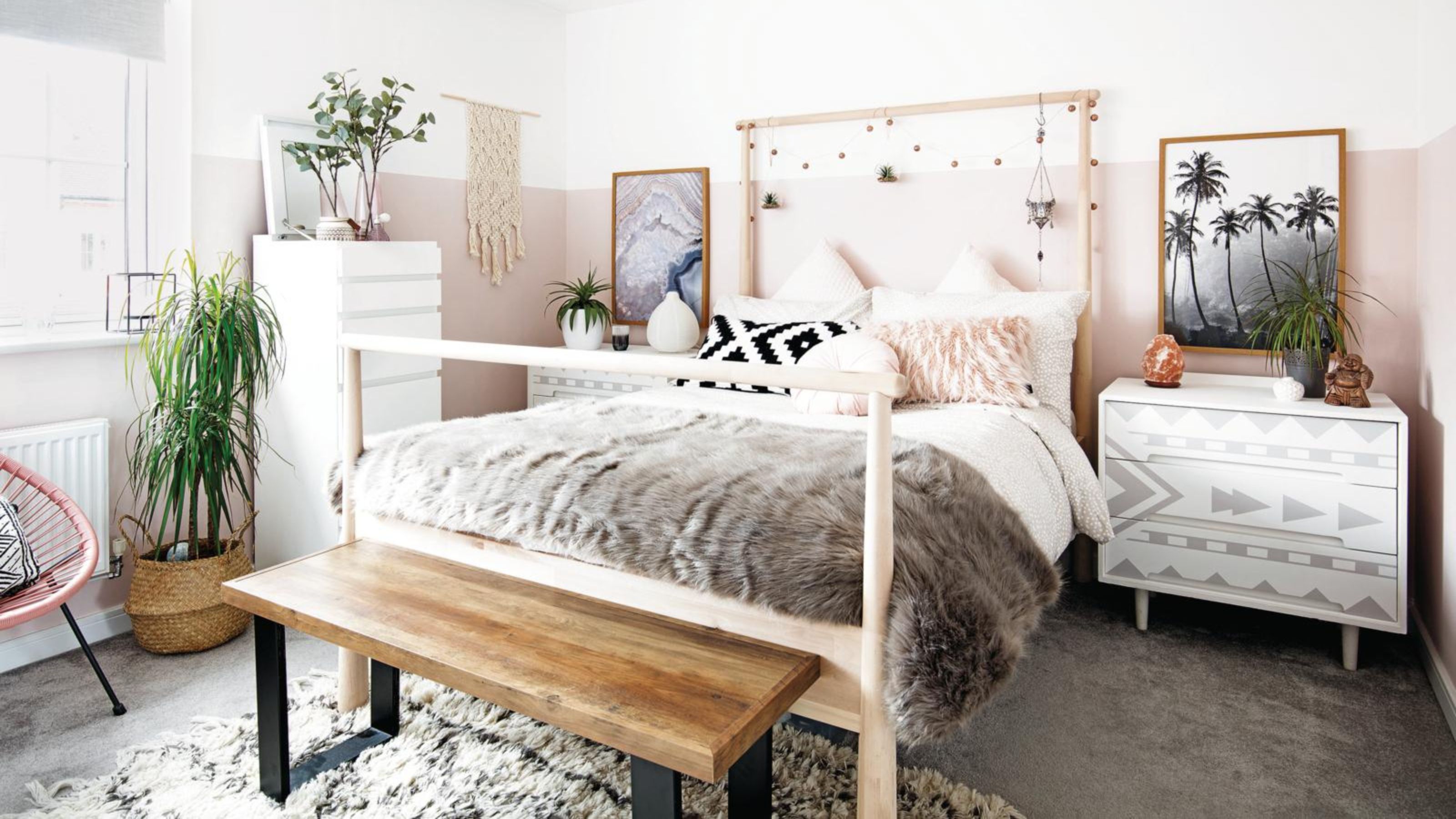 21 Aesthetic Bedroom Ideas - Best Aesthetic Bedroom Decor Photos  Teen bedroom  decor, Room inspiration bedroom, Aesthetic bedroom