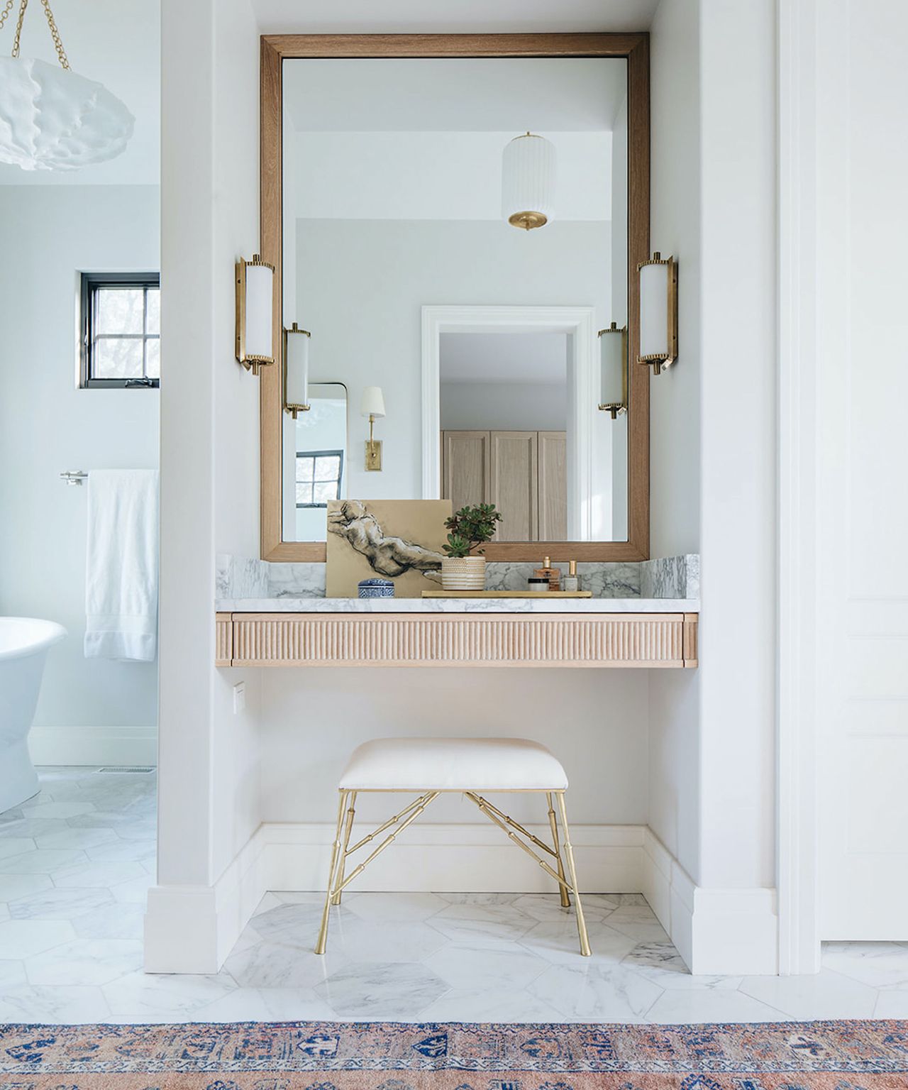 Makeup vanity ideas: 10 looks for an ordered space | Homes and Gardens