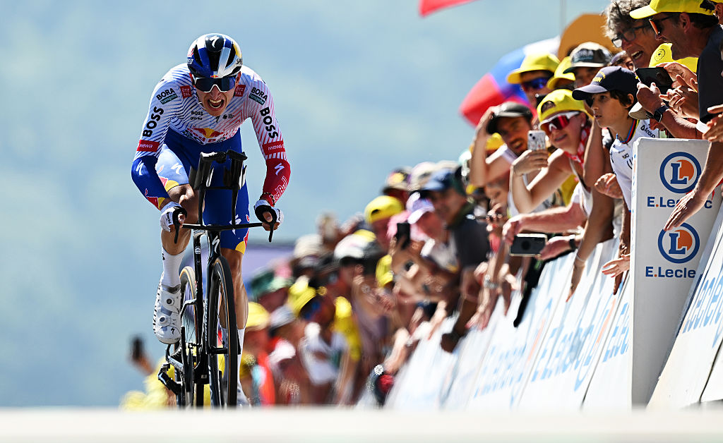 PEYRAGUDES, FRANCE - JULY 18: Florian Lipowitz of Germany and Team Red Bull - BORA - hansgrohe crosses the finish line during the 112th Tour de France 2025, Stage 13 a 10.9km individual time trial stage from Loudenvielle to Peyragudes 1561m / #UCIWT / on July 18, 2025 in Peyragudes, France. (Photo by Tim de Waele/Getty Images)