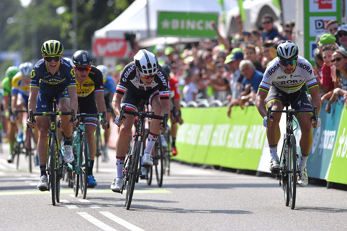 Phil Bauhaus (Sunweb) narrowly edged out by Peter Sagan (Bora-Hansgrohe)