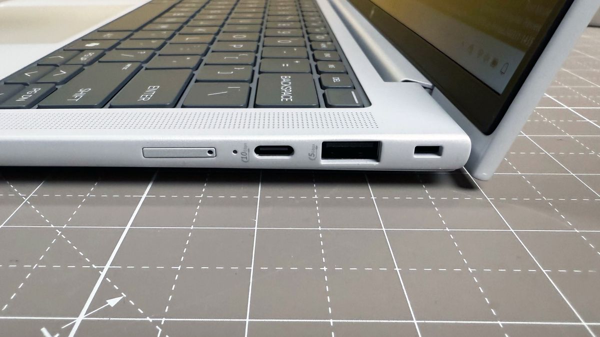 HP EliteBook X G1i AI business laptop