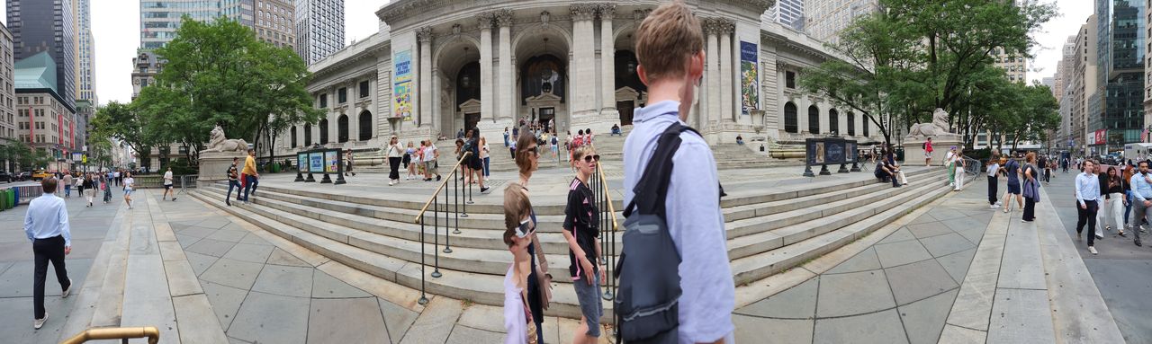 Samsung Galaxy Z Fold 4 panorama sample.