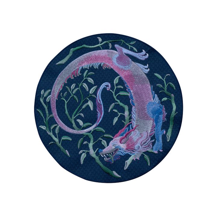 Lisa Rampilli artwork embroidered by Range Rover