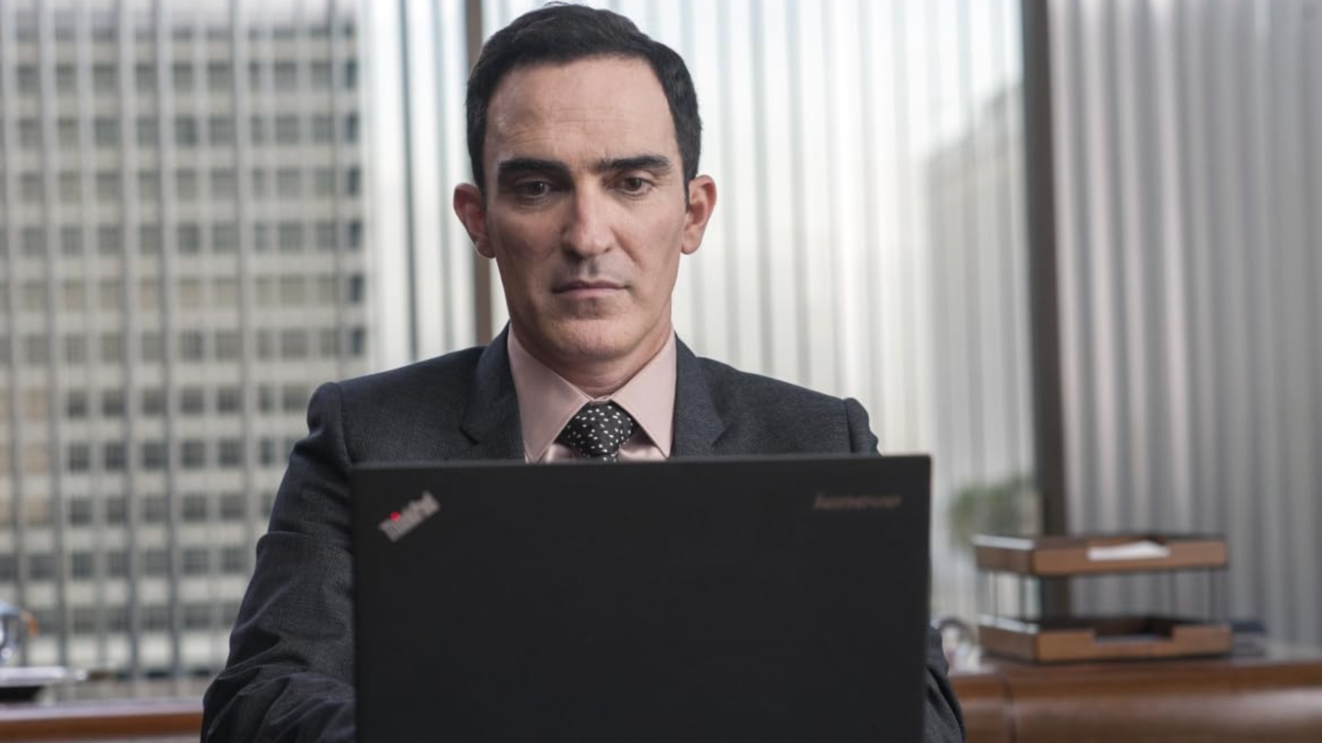 Patrick Fischler in Twin Peaks: The Return