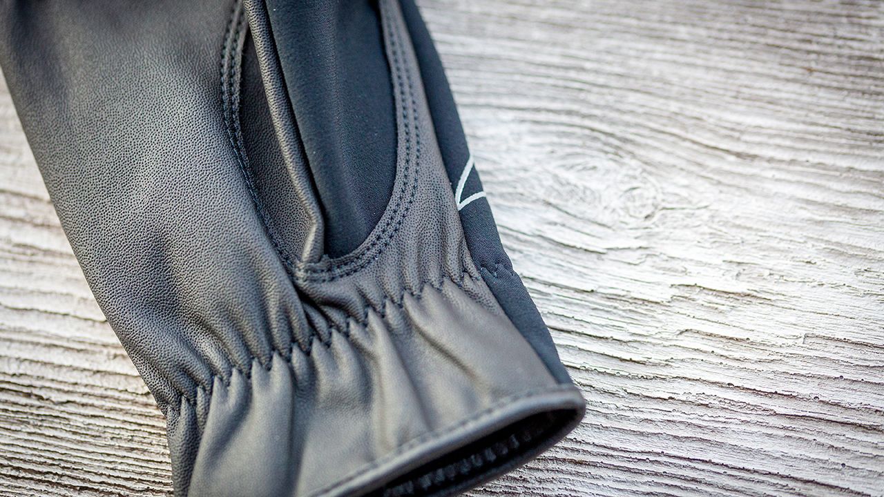 Uvex CRX700 riding gloves review