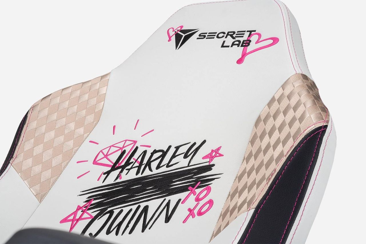 Secretlab Birds Of Prey Gaming Chair graffiti