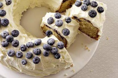 Hummingbird Bakery blueberry cake