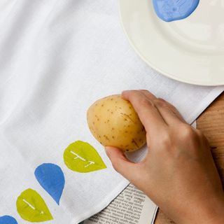 potato print craft with towel