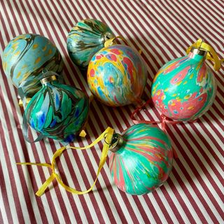 Etsy Hand-marbled ceramic baubles