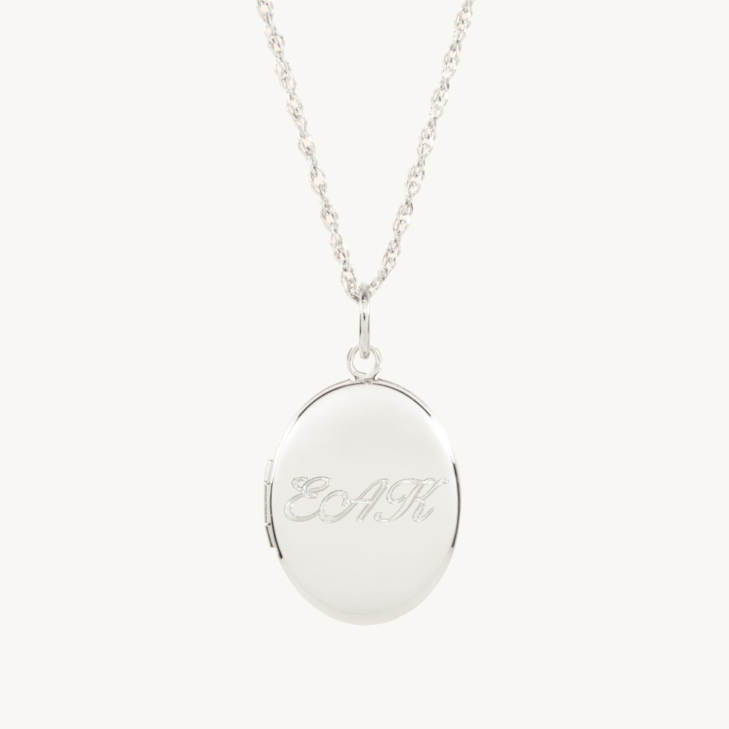 Dollhouse Oval Silver Locket, Grand