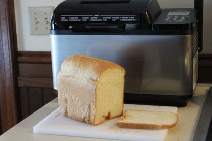 Zojirushi Home Bakery Virtuoso Plus Breadmaker Review | Homes & Gardens