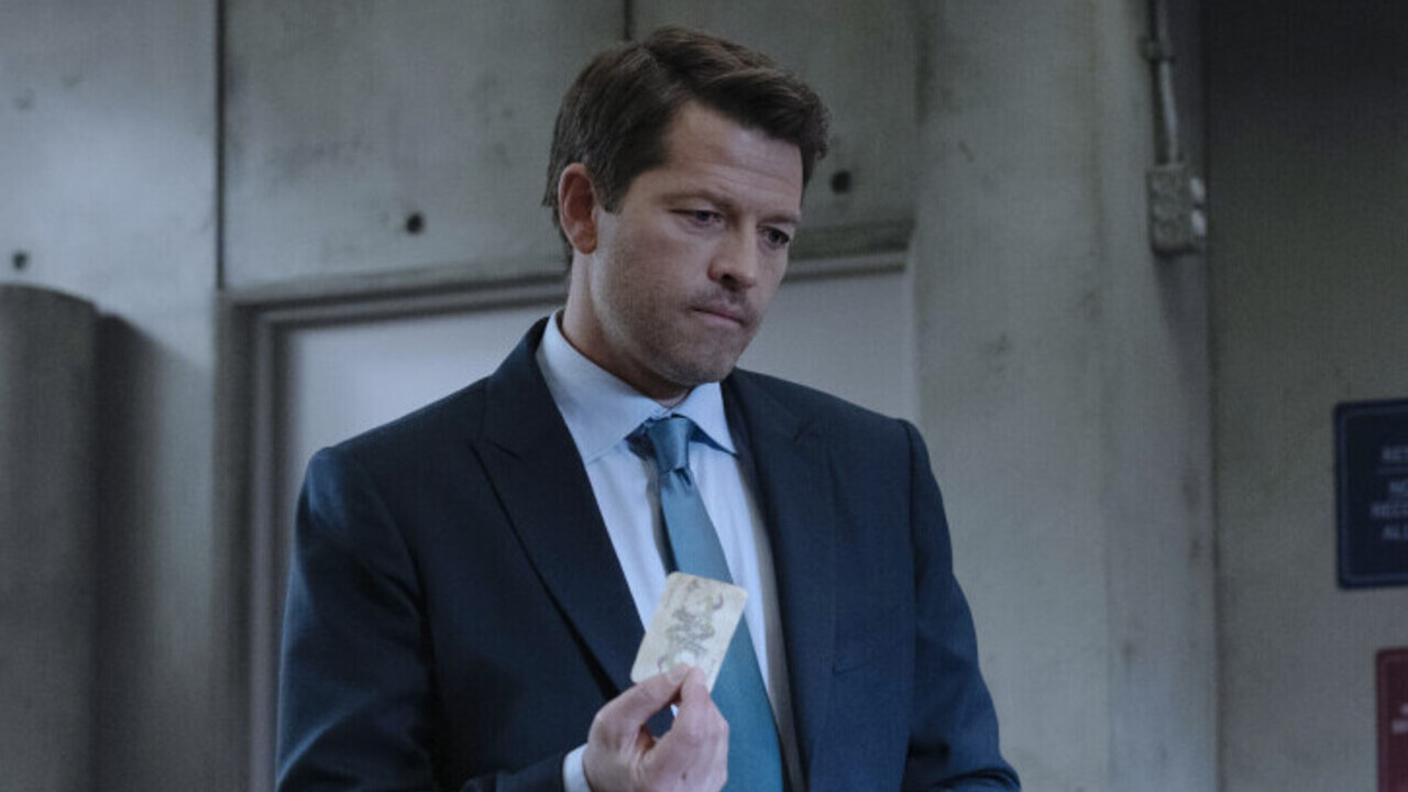 Gotham Knights' Featurette: Misha Collins on Harvey Dent Becoming Two Face