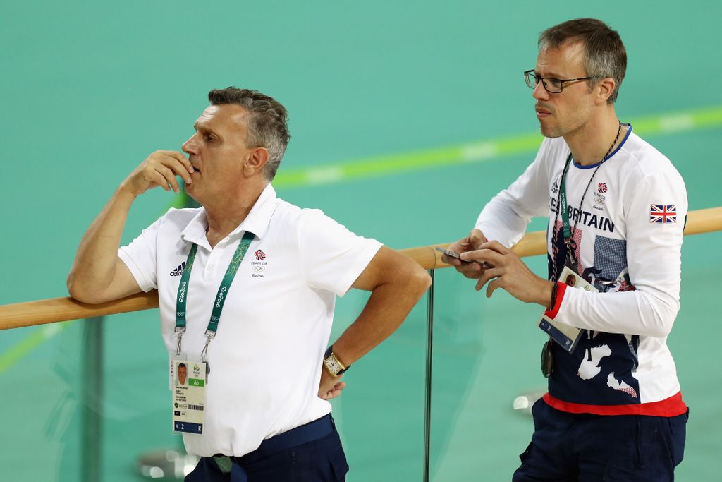Great Britain&rsquo;s team pursuit coach Heiko Salzwedel and Paul Manning watching the training