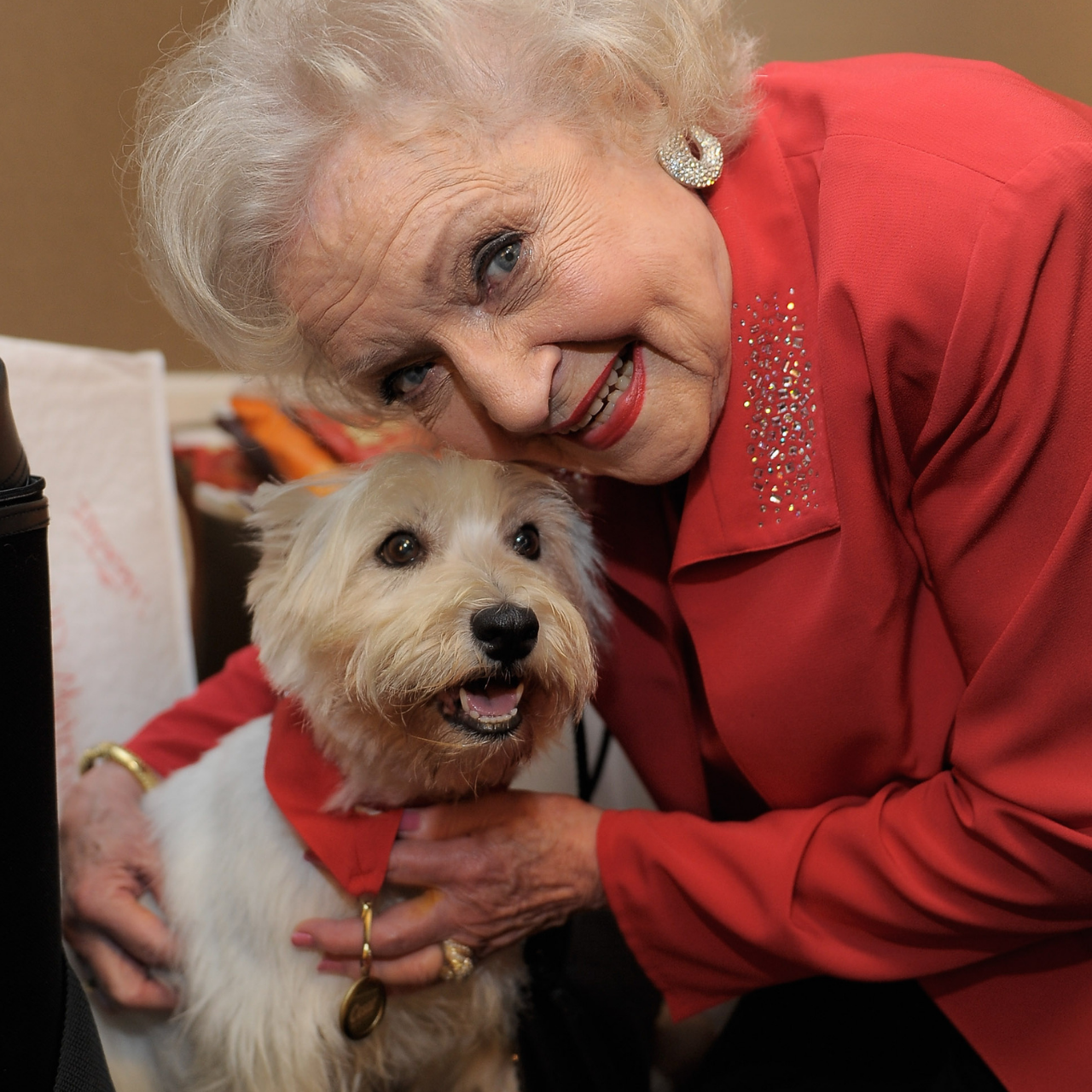 Betty White and Cesar Canine Cuisine Dog, Darla