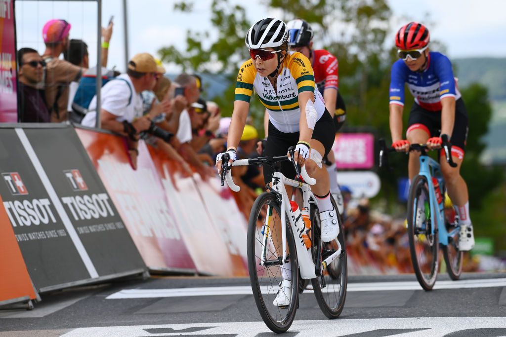 EPERNAY FRANCE JULY 26 Nicole Frain of Australia and Team Parkhotel Valkenburg crosses the finishing line during the 1st Tour de France Femmes 2022 Stage 3 a 1336km stage from Reims to pernay TDFF UCIWWT on July 26 2022 in Epernay France Photo by Tim de WaeleGetty Images