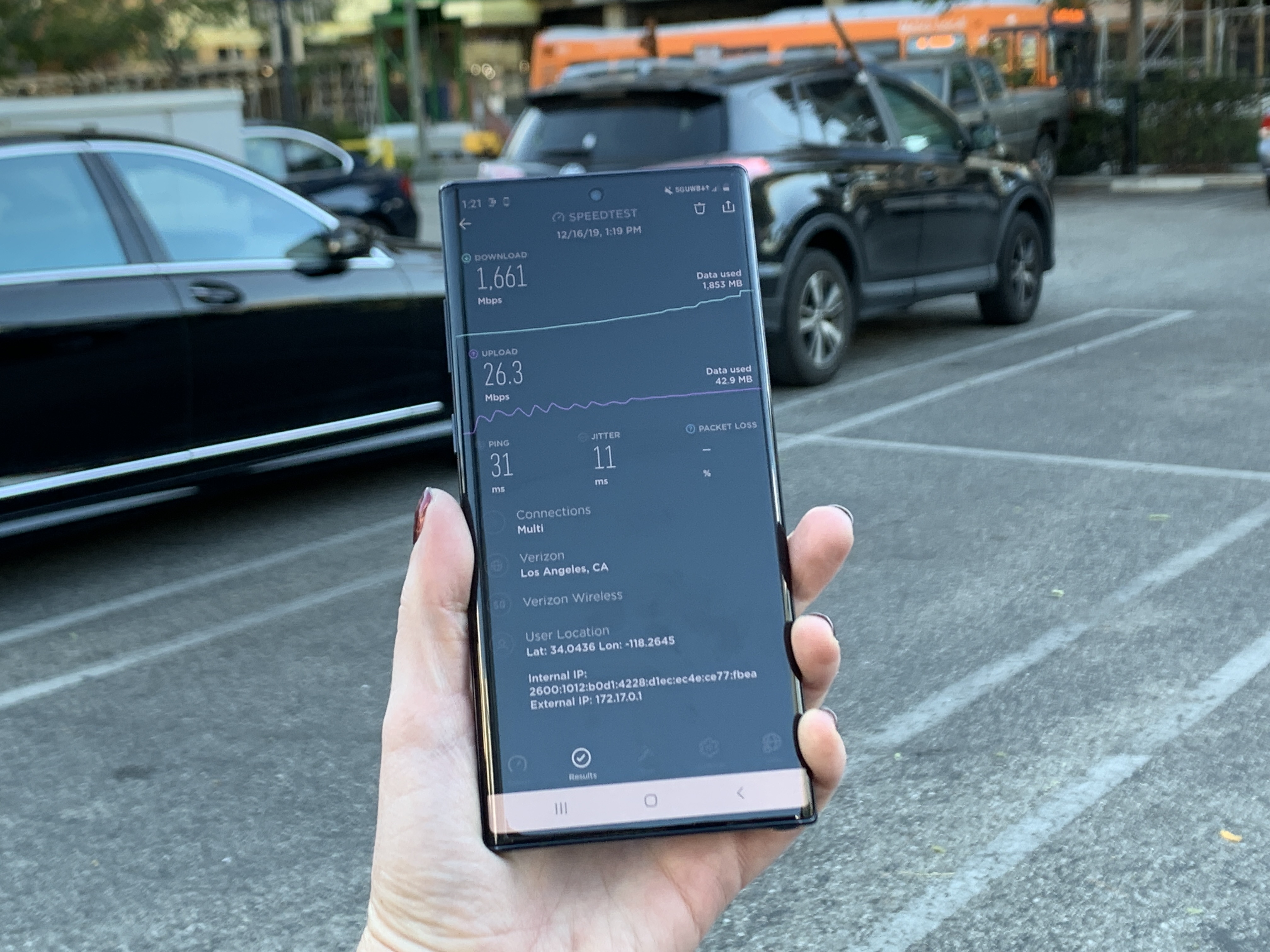 Speed tests on Verizon's 5G network, which is built using mmWave.