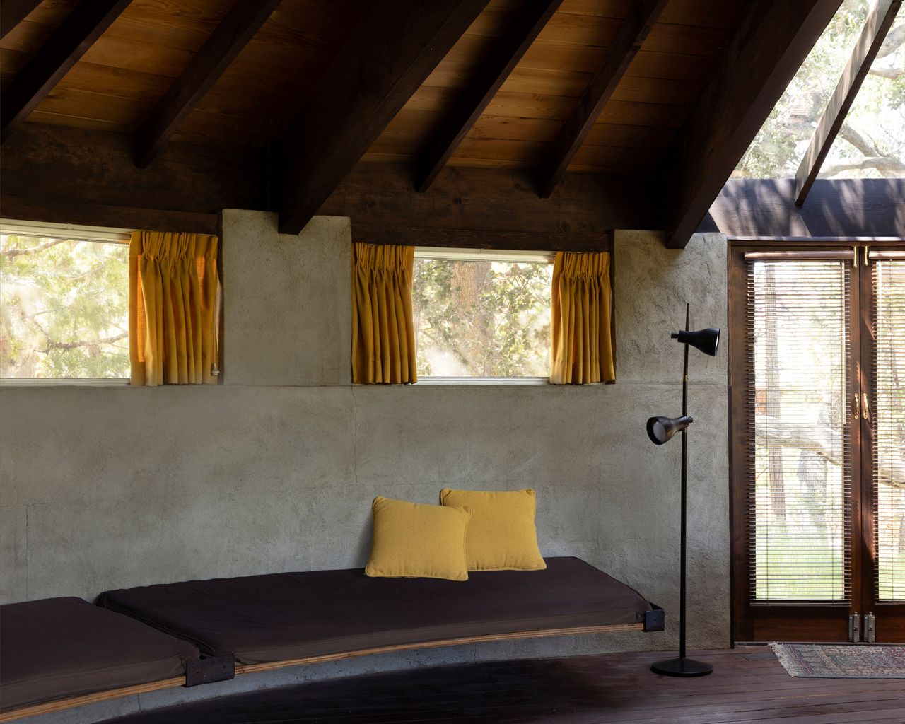 Tour Pearlman Cabin by John Lautner | Wallpaper