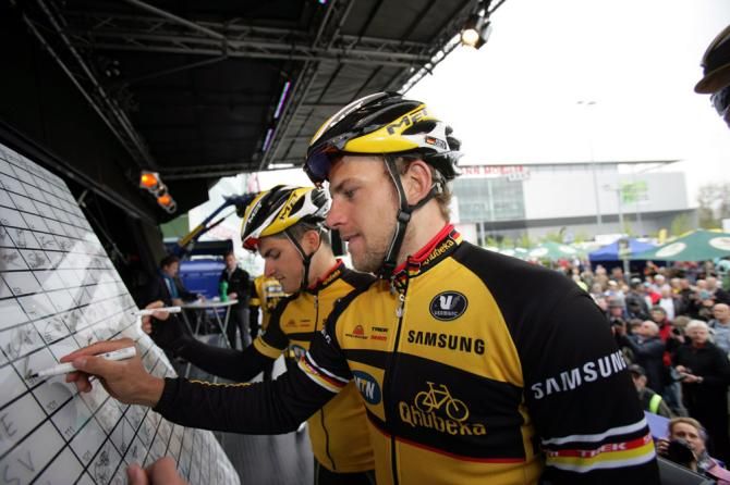 Gerald Ciolek (MTN Qhubeka) signs on for the Rund um den Finanzplatz Eschborn-Frankfurt