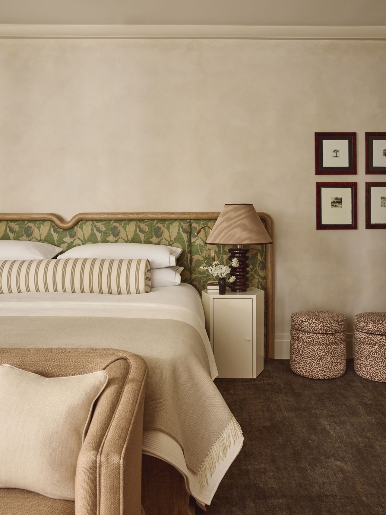 Images of the interiors of the De Rosee Sa duplex at 60 Curzon