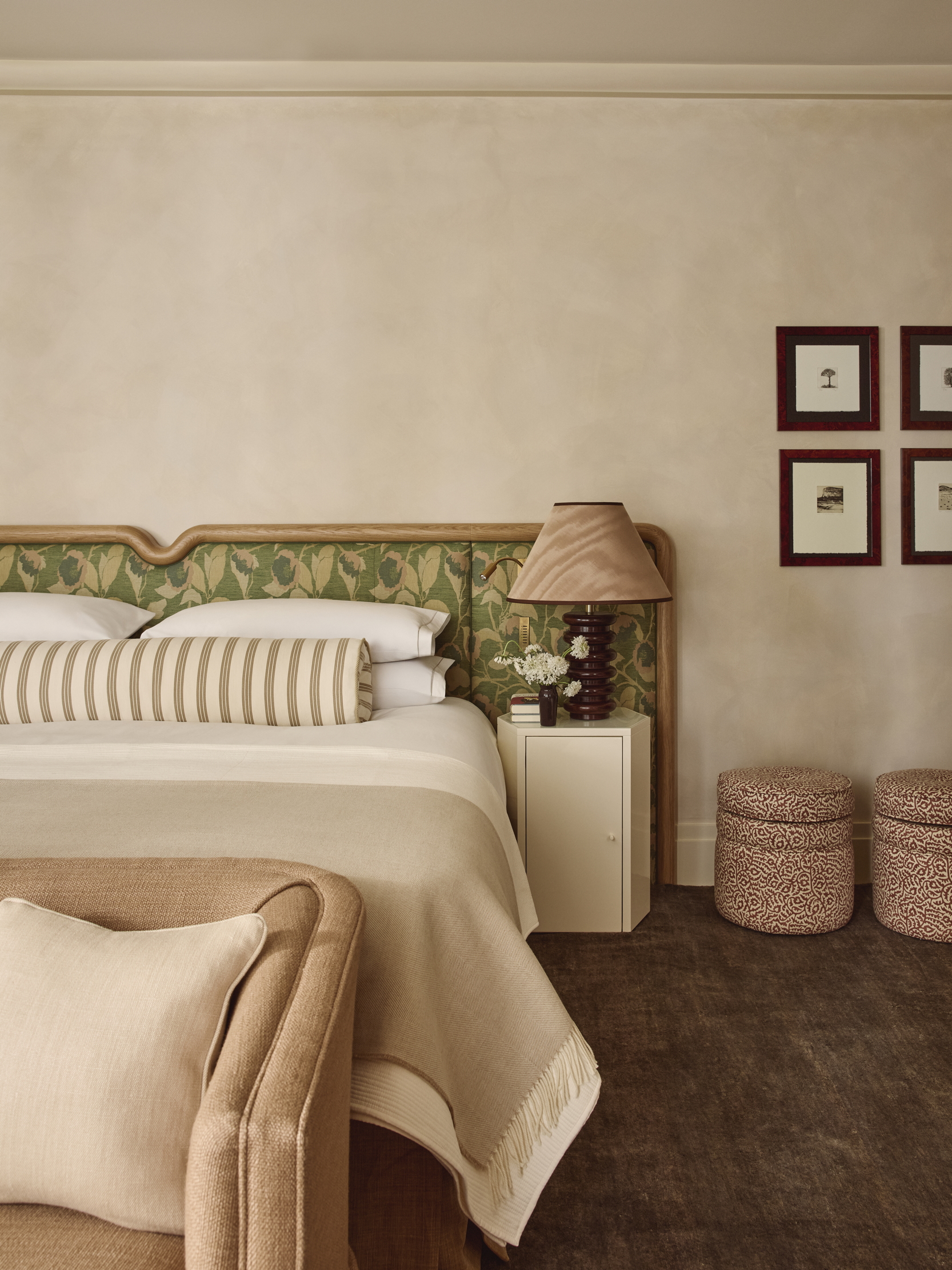 Images of the interiors of the De Rosee Sa duplex at 60 Curzon