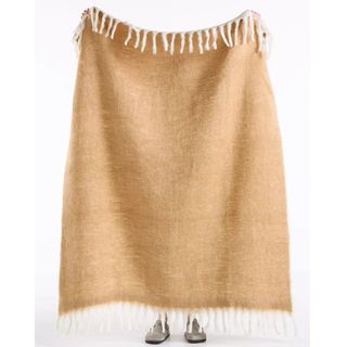 Cozy Cocoon Fringed Throw