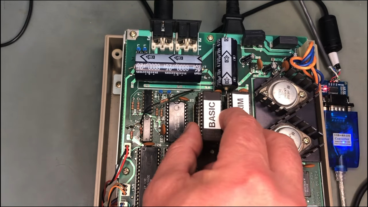 Commodore 1541 floppy disk electronics used as a computer