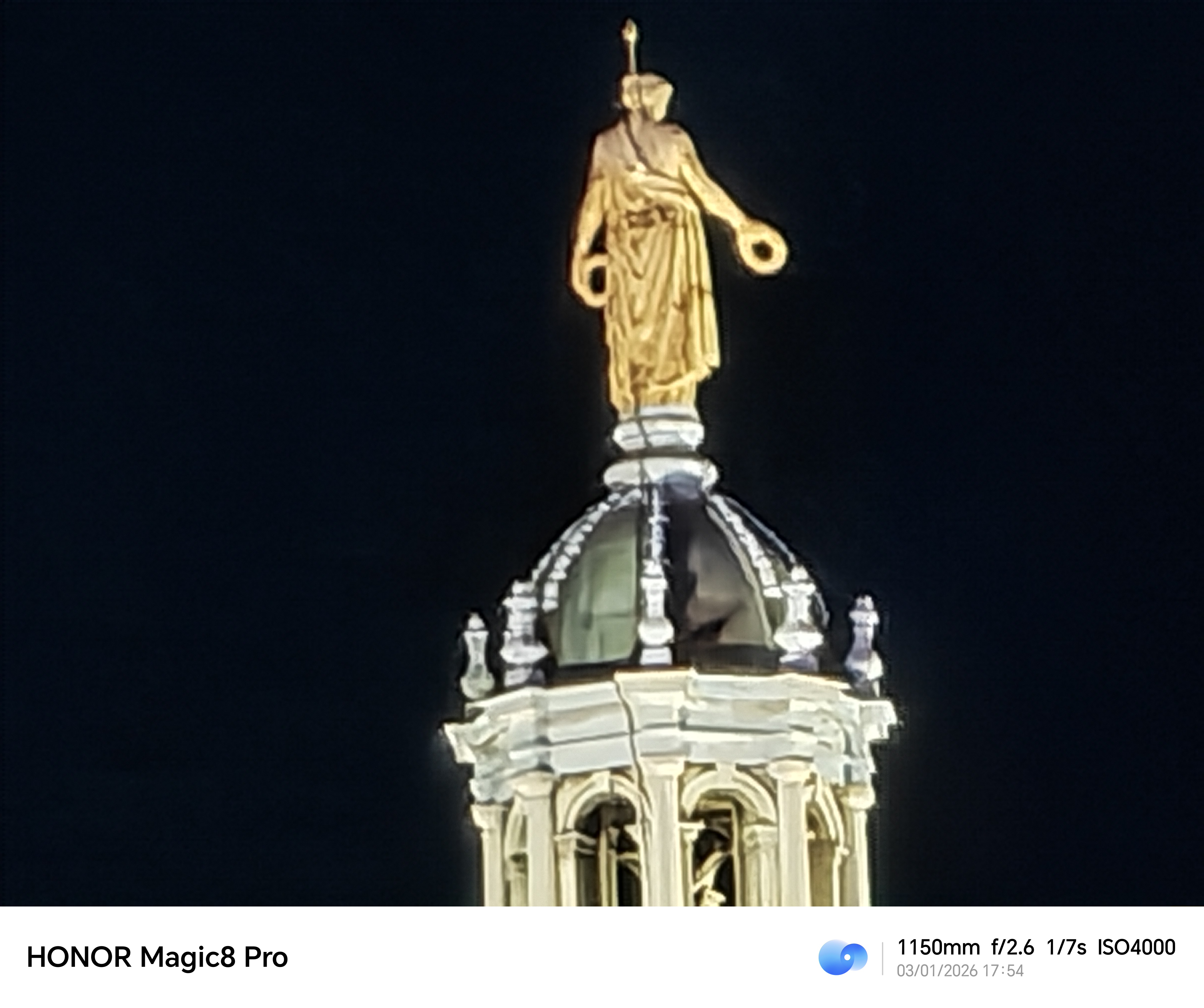 Honor Magic 8 Pro camera sample Edinburgh museum night 50x zoom