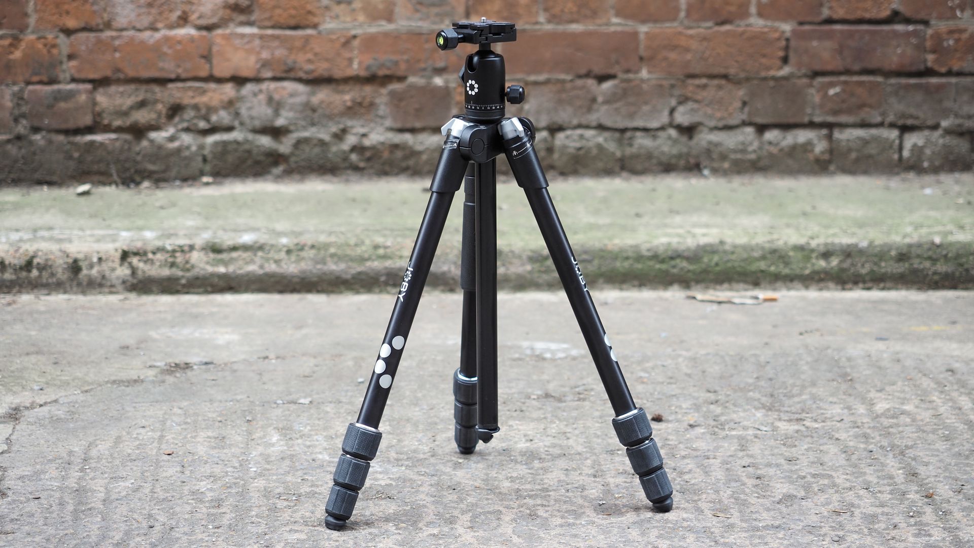 Meet the Joby RangePod Smart Joby's first fullsize vlogging tripod