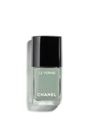 Chanel Le Vernis Longwear Nail Colour in 131 - Cavalier Seul