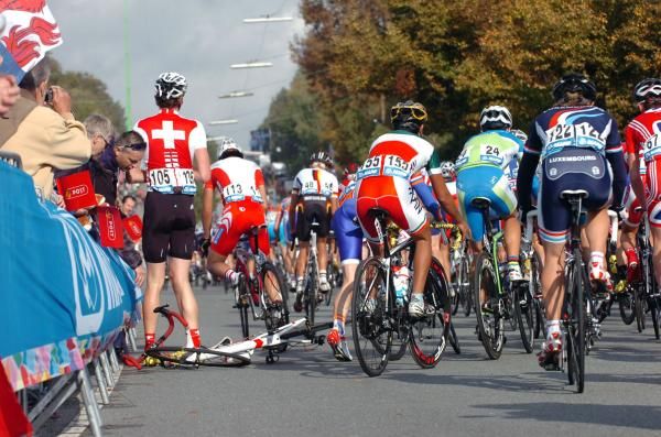 A crash took out some riders
