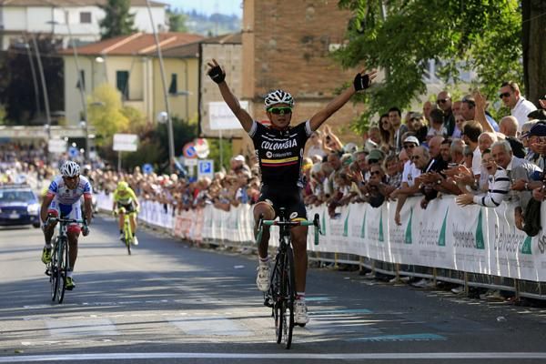 Fabio Duarte (Colombia-Coldeportes) celebrates his victory at the Coppa Sabatini.
