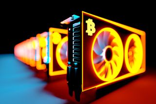 Flere skjermkort på rad med Bitcoin-logoen som RGB-belysning