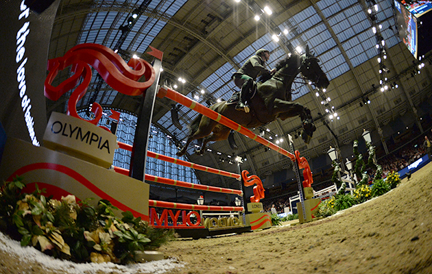Italian rider Emanuele Gaudiano snatched victory in the Longines FEI World Cup&amp;trade; leg presented by H &amp;amp; M with an audacious display of speed jumping on his heroic chestnut gelding, Admara.